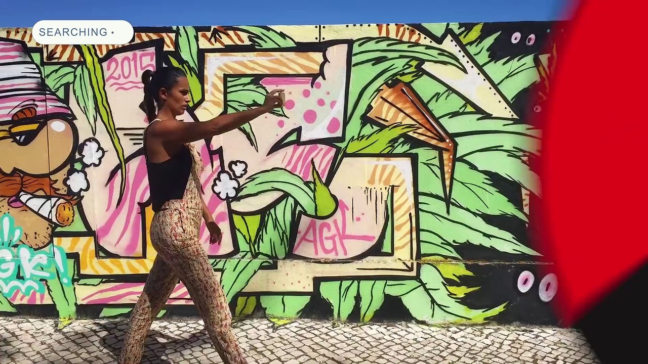 Quando ninguém esperava... Rita Pereira foi para a rua apanhar Pokémons reais