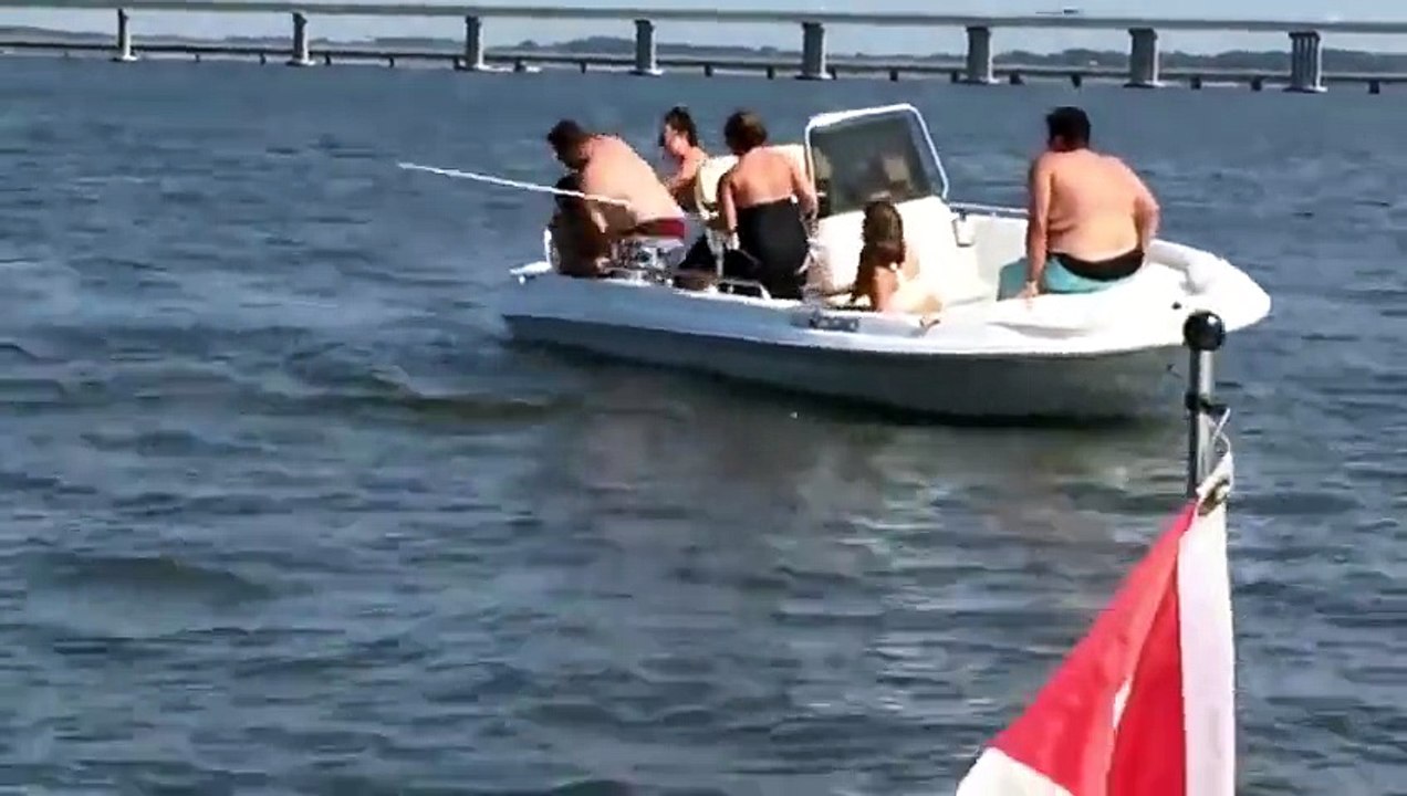 Ivres, deux frères se battent à bord d'un bateau de location et créent des dommages !