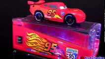 Cars 2 Tomica Shooter Box Launcher Lightning McQueen Takara Tomy toys Disney Pixar Toys Collection