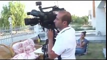 Beyaz TV muhabiri Atalay Demirci'nin suratına tükürdü