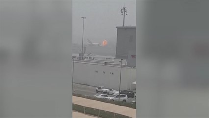 وقف الرحلات الجوية بمطار دبي