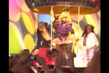 MADONNA Hung Up EMA 2005