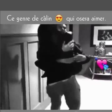 Ce genre de câlin ❤ qui osera aimer!