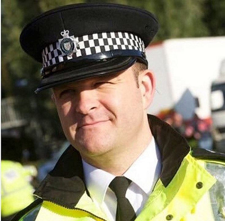 BBC Radio Lincolnshire with Scott Dalton 3Aug16 -  Chief Inspector Phil Vickers looks at the newspapers