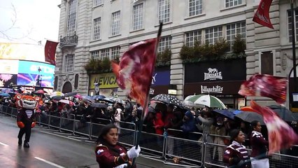 London's New Year's Day Parade 2014  Moises Castillo Ocaña Tema de Samy y Sandra Sandoval