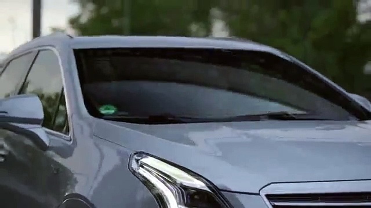 Cadillac XT5 Trailer