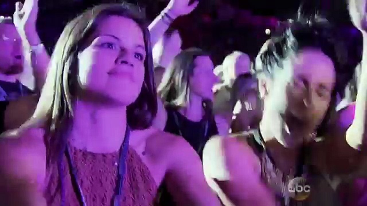 Justin Moore, Hank Williams Jr. & Chris Janson - Born to Boogie - CMA Fest 2016