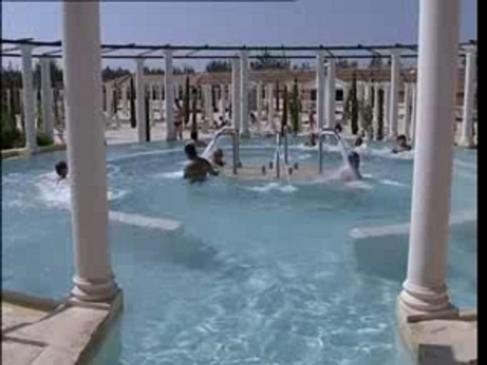 Balneo 3000 m² Camping Le Sérignan Plage