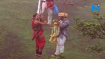 Couple ties knot 90 metres above ground