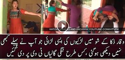 Worst Fight Of Girls In Waqar Zaka's Show