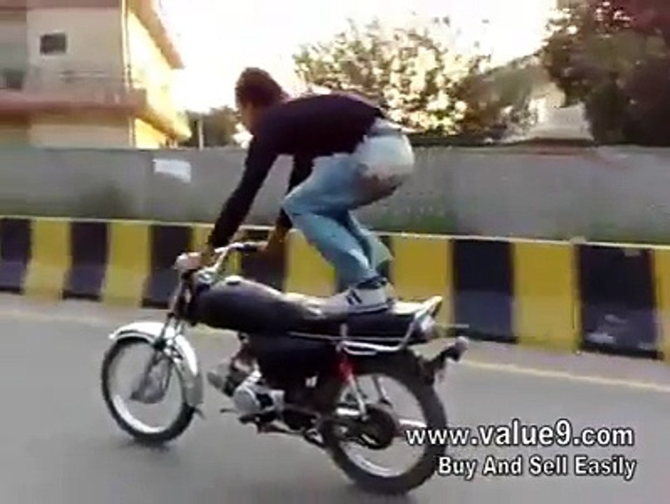 pakistani motobike accident