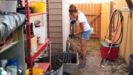 How to Make Compost With Grass Clippings