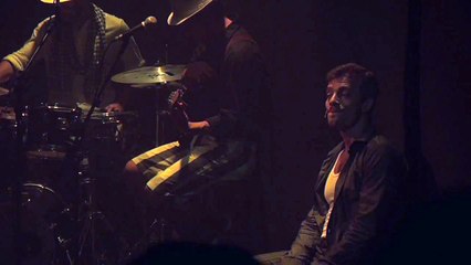 "Eu te amo mesmo assim" - o musical (Banho de Piscina  De João Falcão)