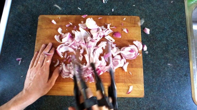 10 façons de couper des oignons !! Meilleure vidéo !