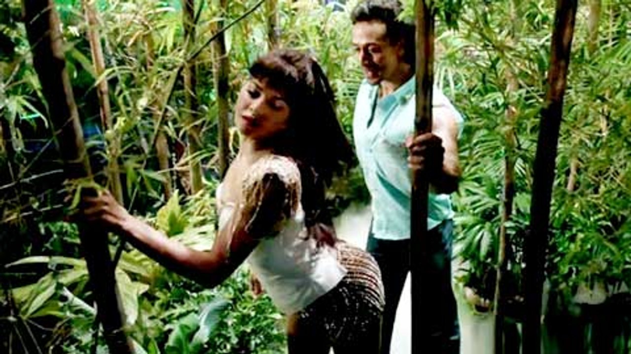 Beat Pe Booty - A Flying Jatt SONG REVIEW | Tiger S, Jacqueline F | Sachin, Jigar, Vayu & Kanika