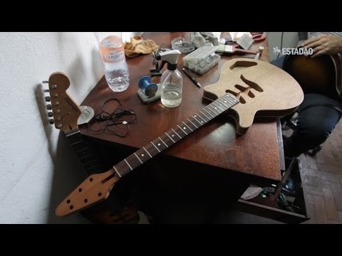 Com venda de madeira de lei proibida, Luthier desmonta móveis antigos para fabricar instrumentos