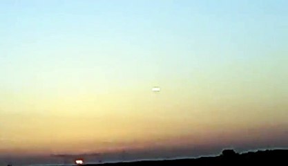 extremely bright oval shape object moving slowly Appeared above brownsville ,TX, US,02.08.2016.