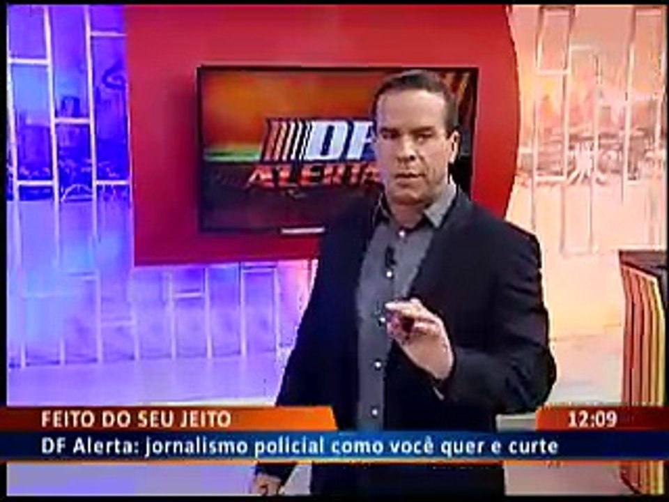 ASSASSINO À SOLTA