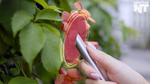 This Pen Steals Color From Objects For Its Ink