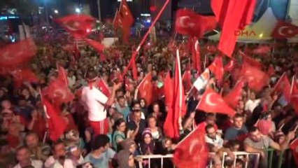 Bu Millet Omuz Omuza Verdiği Sürece Sırtımız Yere Gelmeyecek'