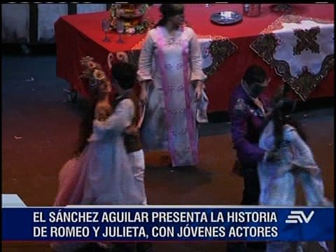 La obra Romeo y Julieta que se presenta en el teatro Sánchez Aguilar
