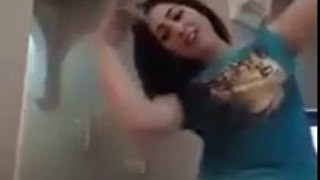Pakistan Richest Person Daughter leaked Private Mujra dance Video at home