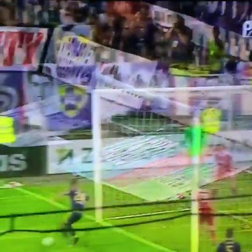 Le gardien d Aberdeen fait une énorme boulette face à Maribor