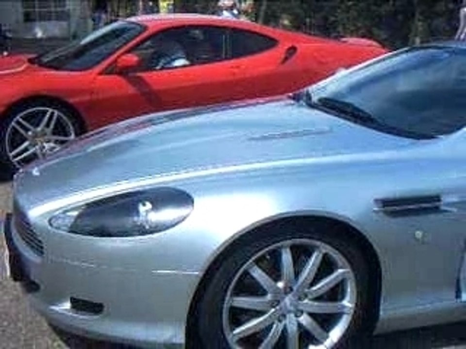 DB9