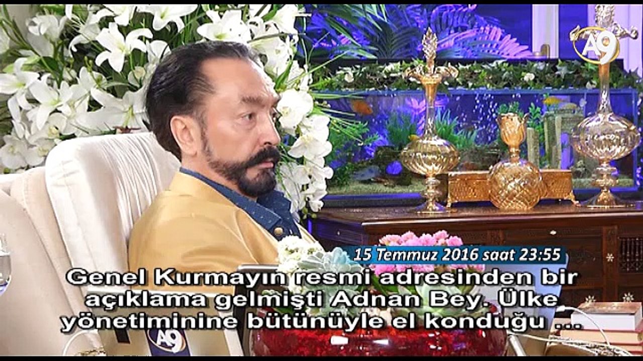 Saat 23:55 Adnan Oktar darbe girişimi gecesi internetten açıklanan darbe bildirisinin geçersiz olduğunu söyledi.