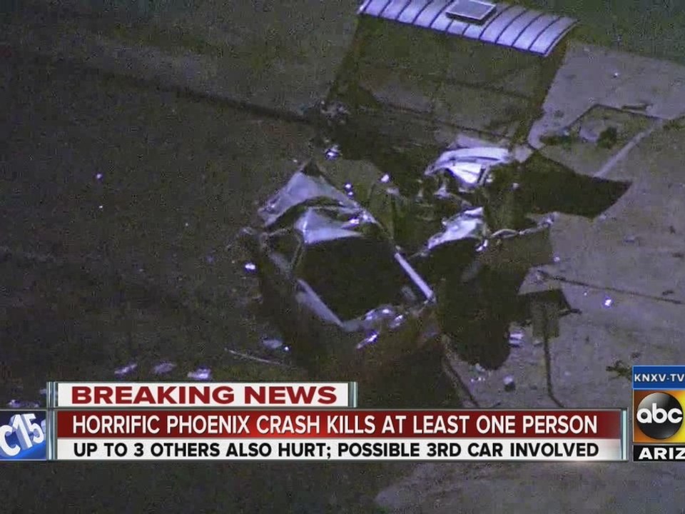 Horrific Phoenix crash kills one, others injured