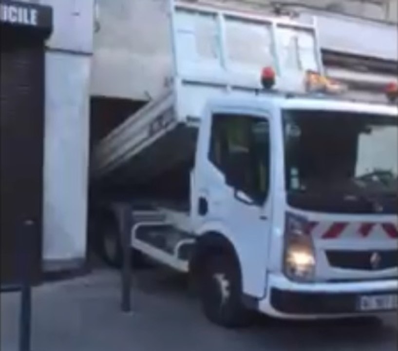 Le maire de Laigneville a technique infaillible pour empêcher le dépot sauvage de déchets.