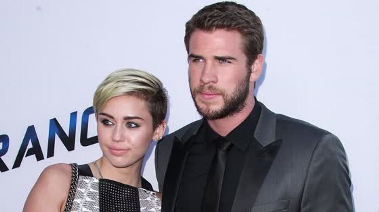 Miley cyrus plant eine "kleine hochzeit"