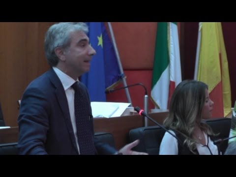 Video Napoli - Bilancio, il Consiglio avvia il dibattito (04.08.16)