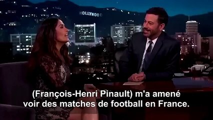 Salma Hayek se moque des supporters VIP français pendant les matchs de football