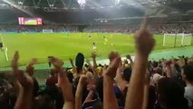 SUPERBE célébration de Feghouli après son but vu des tribunes !