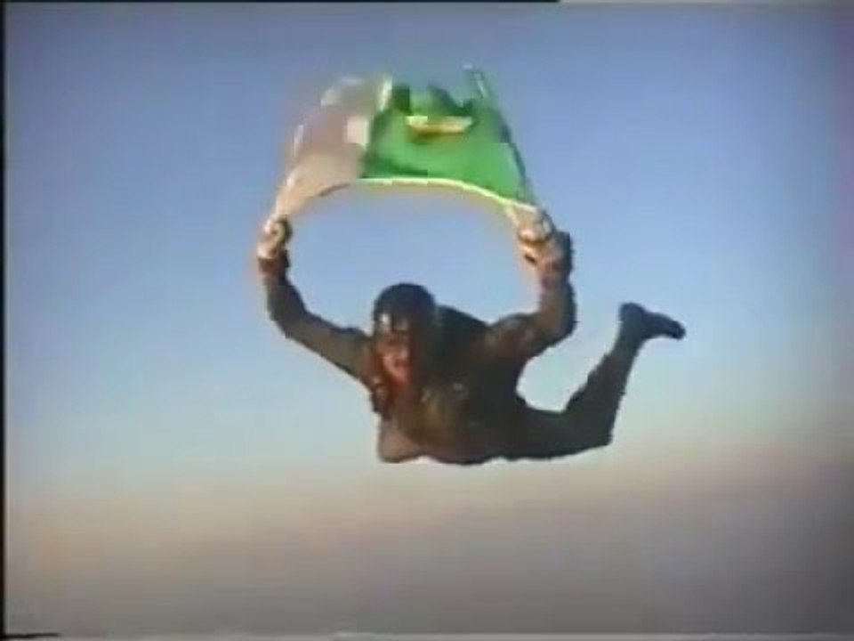 Free Fall By SSG Commandos of PAKISTAN ARMY
