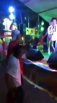 Ne jamais donner de pourboire quand on est bourré