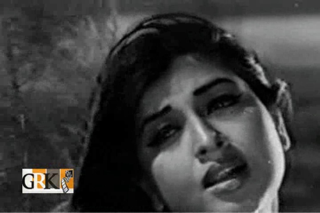 BABA RE BABA RE KESA YE BUDHA - FILM - CHALO MAAN GAYE