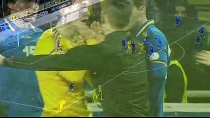 Quando um jogador merece muito mais que o cartão vermelho