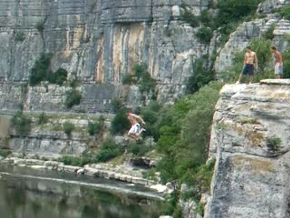 saut balazuc