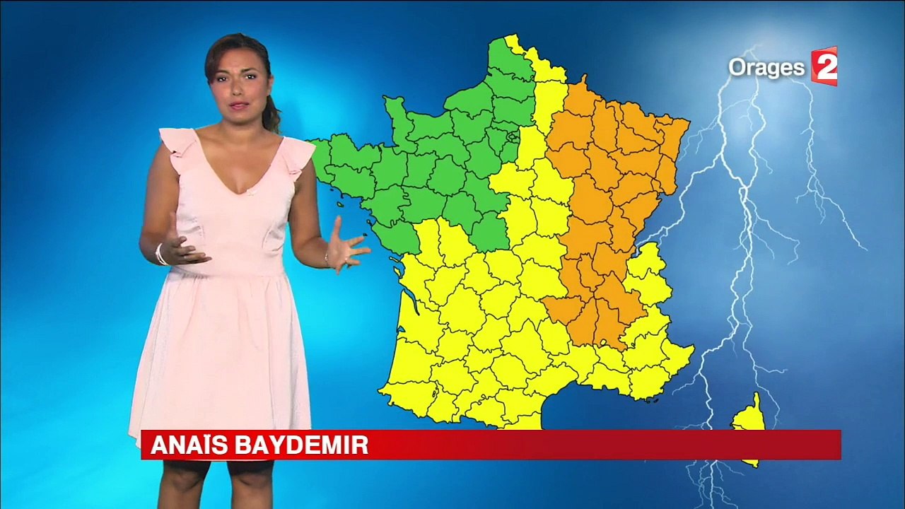 ANAIS BAYDEMIR pour LA METEO le 2016 07 22 soir sur FRANCE 2