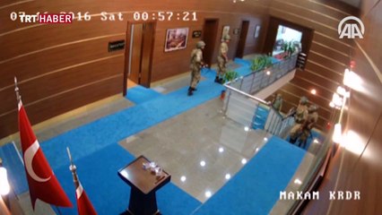 Sakarya Valiliğinin darbe girişiminde bulunan askerler tarafından işgal edilmesi