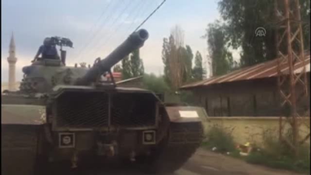 Darbe Girişimi Sırasında Polis ve Vatandaşlarca El Konulan Tank Birliğe Teslim Edildi