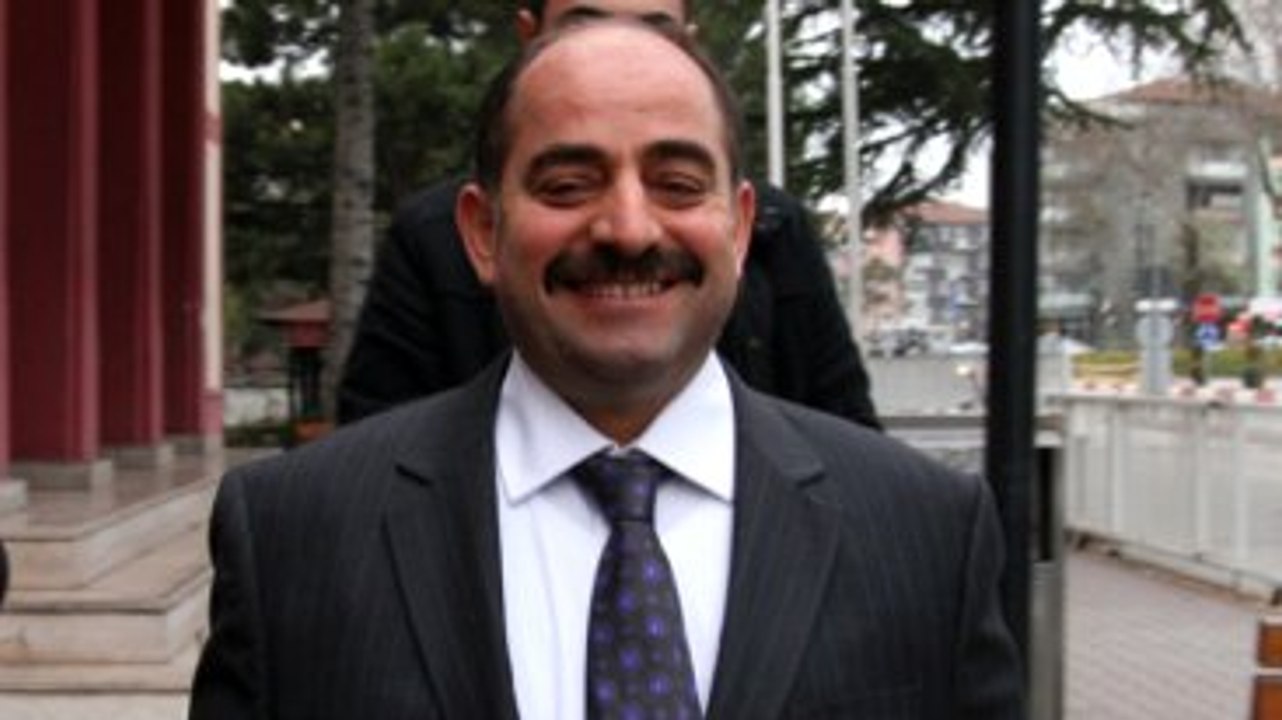 Firari Savcı Zekeriya Öz, Her Dosyaya Farklı İmza Atmış