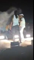 Download Video: Une barrière s'effondre en concert emportant 30 personnes devant Snoop Dogg et Wiz Khalifa