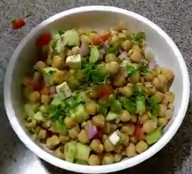 Simi's Home Kitchen 19 Quick Chickpeas Salad