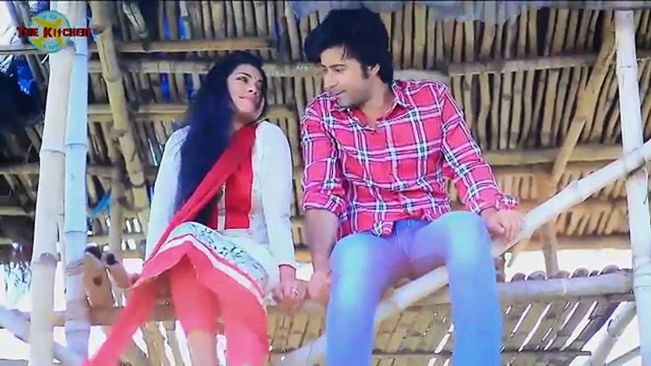 অসাধারণ একটি গান, না শোনলে বুঝবেন না [HD]