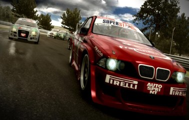 Superstars V8 Racing  Gameplay