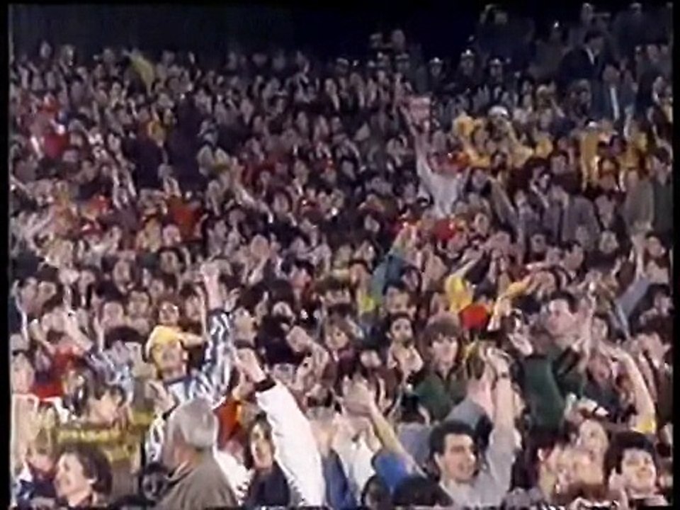Michael Jackson - Live in Bucharest (10.01.1992) - Report - Jam (snippet)