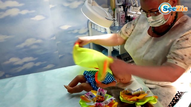 Кукла Беби Борн и девочка Ника на приеме у доктора. Видео для детей. Doll Baby Born